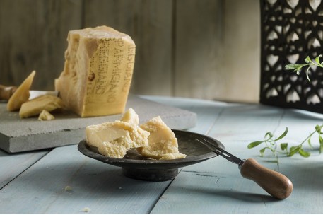 PARMIGIANO REGGIANO HALAL